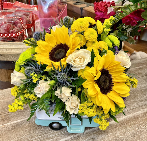 Florist «Absolutely Flowers», reviews and photos, 206 Keys Ferry St, McDonough, GA 30253, USA