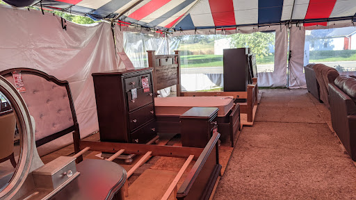 Furniture Store «Muenchens Furniture», reviews and photos, 5005 Cincinnati Brookville Rd, Hamilton, OH 45013, USA