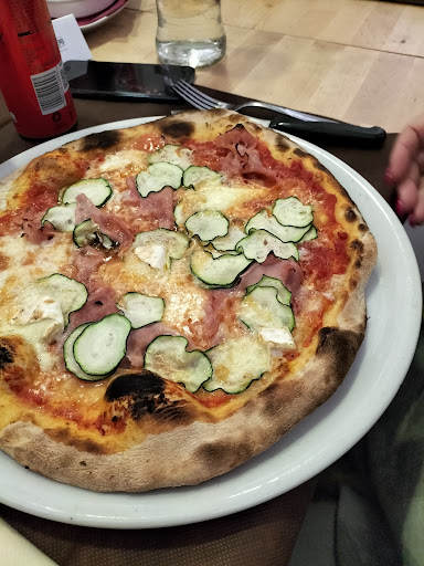 Nuova Pizzeria Gli Angeli in Carrara, Provincia di Massa-Carrara