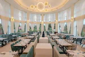 The White House Restaurant, Rooftop & Banquets image