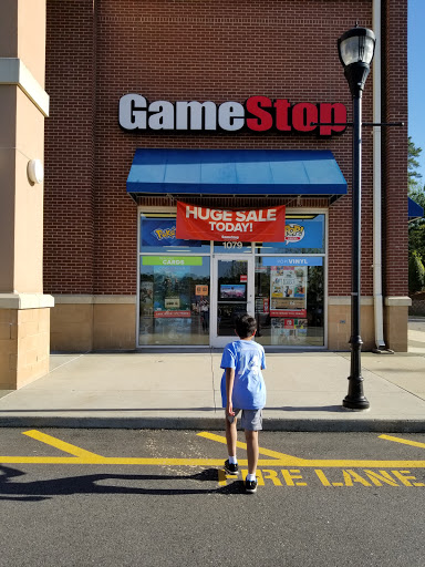Video Game Store «GameStop», reviews and photos, 1079 Beaver Creek Commons Dr, Apex, NC 27502, USA