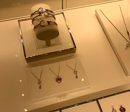 Tiffany & Co. photo