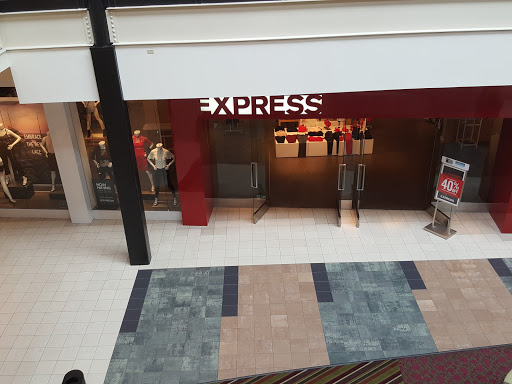 Clothing Store «Express», reviews and photos, 21100 Dulles Town Cir, Dulles, VA 20166, USA