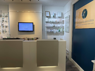 عيادة الدكتور كزافييه جي ميدي سبا - Dr Xavier G. Medi-Spa Clinic