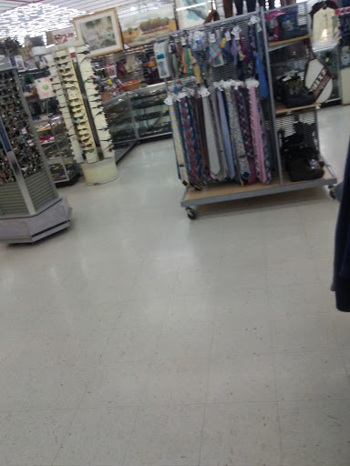 Thrift Store «Ohio Thrift Store», reviews and photos, 5738 Columbus Square, Columbus, OH 43231, USA