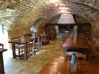 Atmosphère du Restaurant Auberge du Chanet à Hures-la-Parade - n°8