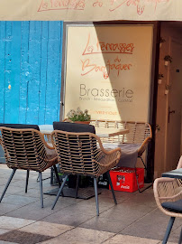 Atmosphère du Restaurant Les terrasses du Barjaquer à Marseille - n°2
