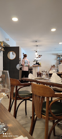 Atmosphère du Restaurant français Au Petit Bonheur à Chateaulin - n°4
