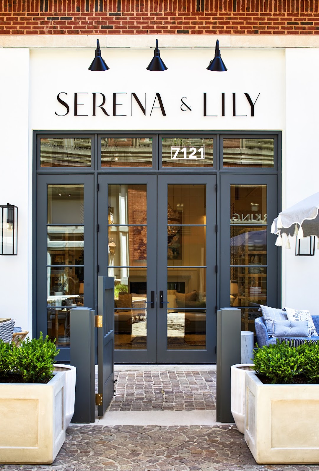 Serena & Lily Design Shop