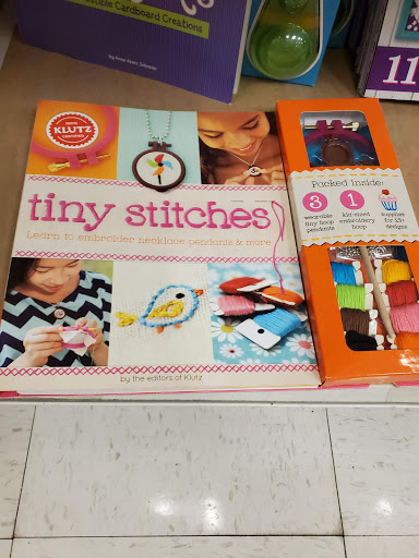 Craft Store «Artco Crafts & Frame Shop», reviews and photos, 5401 6th Ave #401, Tacoma, WA 98406, USA