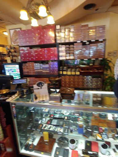 Cigar Shop «Marcus Daniel Cigar Merchant», reviews and photos, 609 8th St S, Naples, FL 34102, USA