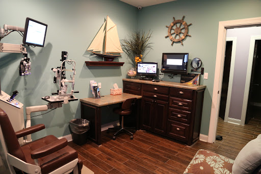 Eye Care Center «Florence Eye Center», reviews and photos, 711 Cox Creek Pkwy, Florence, AL 35630, USA