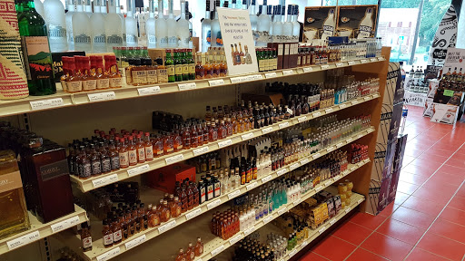 Liquor Store «Virginia ABC Store», reviews and photos, 4349 Duke St, Alexandria, VA 22304, USA