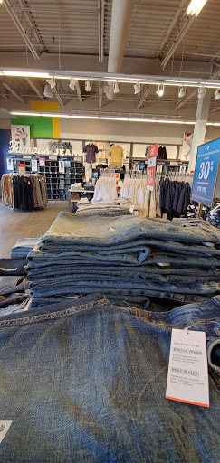 Clothing Store «Old Navy», reviews and photos, 3131 E Main St, Mohegan Lake, NY 10547, USA