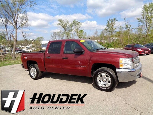 Used Car Dealer «Houdek Auto Center», reviews and photos, 150 7th Ave, Marion, IA 52302, USA