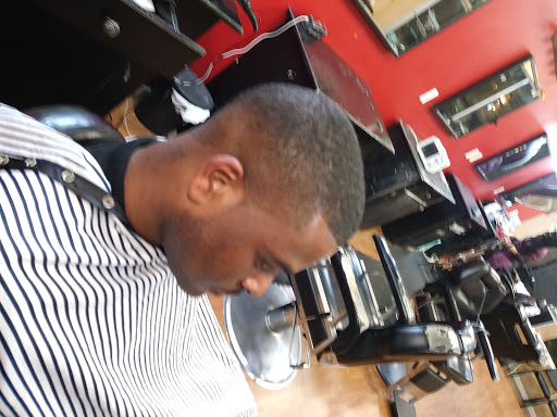 Barber Shop «Prestige Barber Shop», reviews and photos, 4015 Holcomb Bridge Rd #650, Norcross, GA 30092, USA