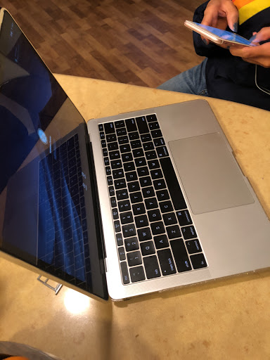 Apple South Coast Plaza image