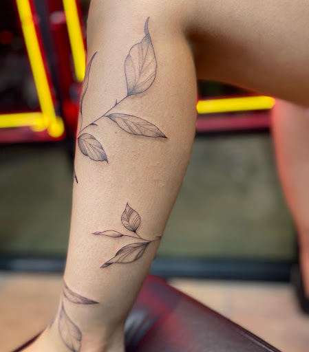 Explore achilles tattoo ideas, creative tattoo ideas in Honolulu, available at Aloha Tattoo Waikiki Hilton Hawaiian Village Rainbow Bazaar