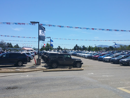 Car Dealer «Lithia Chrysler Jeep Dodge Ram of Concord», reviews and photos, 4901 Marsh Dr, Concord, CA 94520, USA