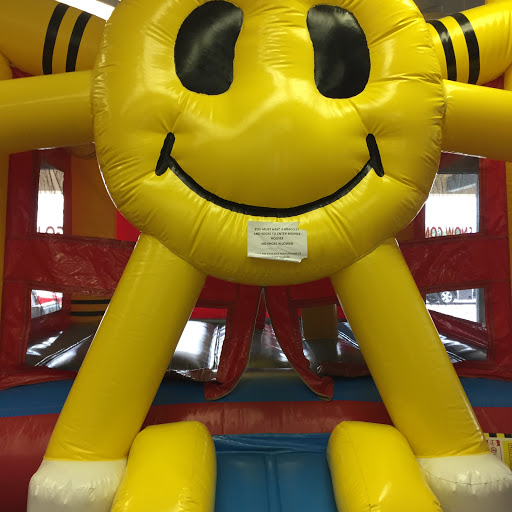 Movie Theater «Regal Cinemas Seymour 8», reviews and photos, 357 Tanger Blvd, Seymour, IN 47274, USA