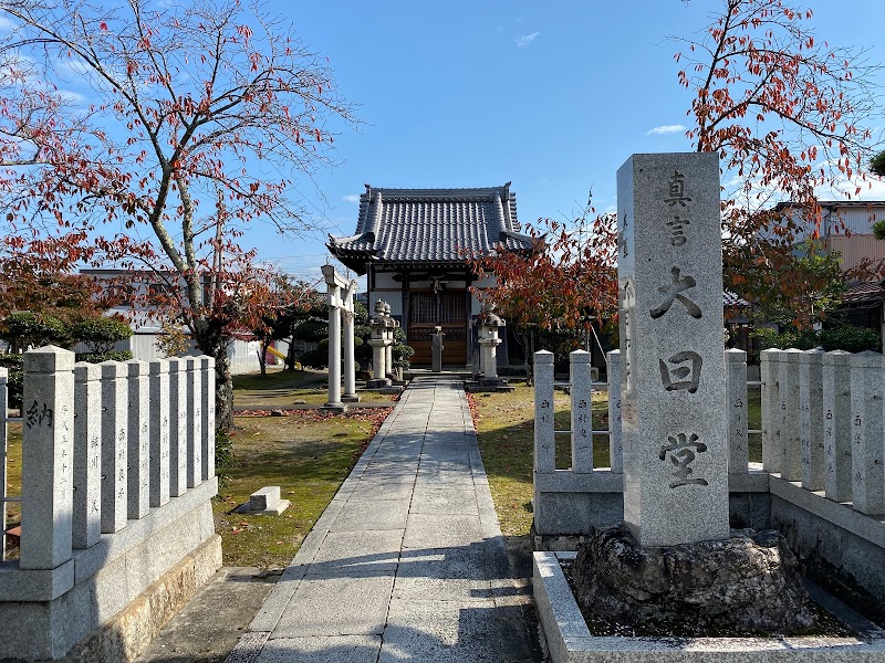 春日神社