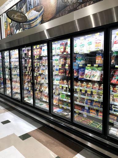 Grocery Store «Harris Teeter», reviews and photos, 2080 Kildaire Farm Rd, Cary, NC 27511, USA