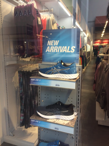 Sporting Goods Store «ASICS Outlet», reviews and photos, 3905 Eagan Outlets Pkwy Suite 725, Eagan, MN 55122, USA