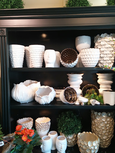 Florist «Victor Hlavacek Florist», reviews and photos, 746 Green Bay Rd, Winnetka, IL 60093, USA