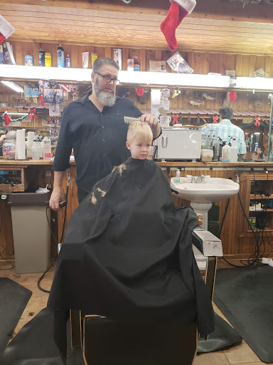 Barber Shop «Kingwood Barber Shop», reviews and photos, 1317 Northpark Dr #103, Kingwood, TX 77339, USA