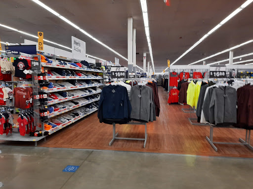 Department Store «Walmart Supercenter», reviews and photos, 2897 Veterans Memorial Pkwy, St Charles, MO 63303, USA