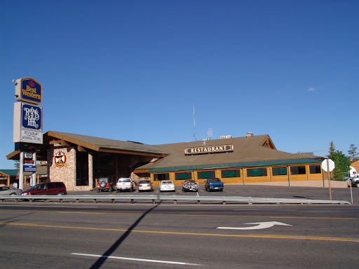 Ruby’s Inn General Store, 26 S Main St, Bryce Canyon, UT 84764, USA, 