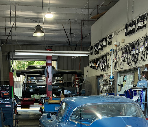 Auto Body Shop «Running Great Automotive», reviews and photos, 14513 N Nebraska Ave, Tampa, FL 33613, USA