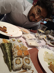 Photo n°73 de Restaurant KISS à Paris ()