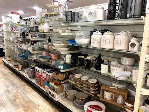 Department Store «HomeGoods», reviews and photos, 8200 Renaissance Pkwy #103, Durham, NC 27713, USA