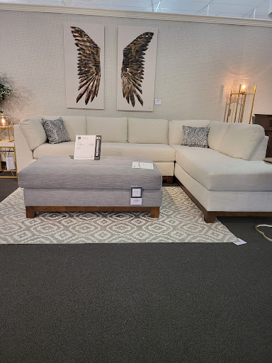 Furniture Store «Value City Furniture», reviews and photos, 2720 N Mall Dr, Virginia Beach, VA 23452, USA