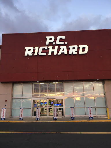 Appliance Store «P.C. Richard & Son», reviews and photos, 136 Elm St, Enfield, CT 06082, USA