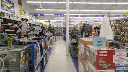 Hardware Store «Harbor Freight Tools», reviews and photos, 35 Talcottville Rd STE 14, Vernon, CT 06066, USA