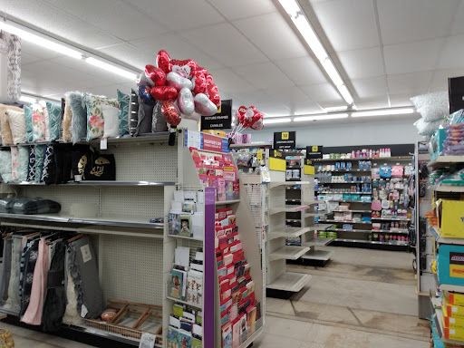 Home Goods Store «Dollar General», reviews and photos, 1522 W 9th St, Mt Carmel, IL 62863, USA