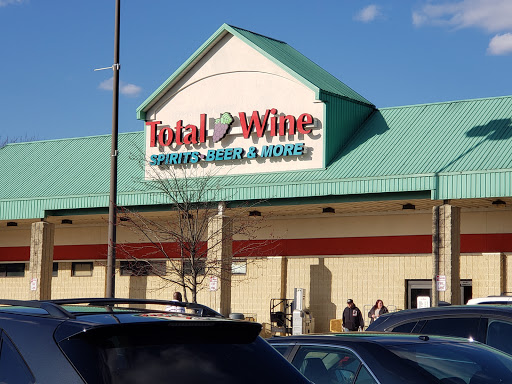 Wine Store «Total Wine & More», reviews and photos, 691 Naamans Rd, Claymont, DE 19703, USA