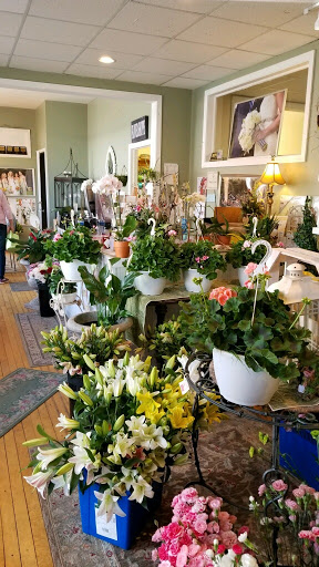 Florist «Agnew Florist-Watertown», reviews and photos, 587 Main St, Watertown, CT 06795, USA