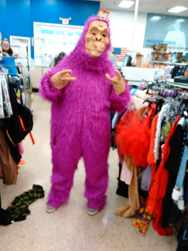 Thrift Store «Goodwill Industries Store & Donation Center», reviews and photos, 720 Hoosick Rd, Troy, NY 12180, USA