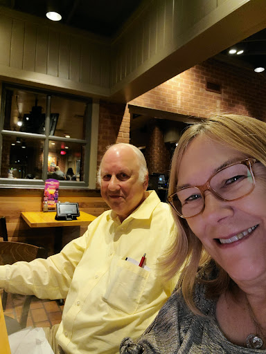 Shopping Mall «Southpoint Shopping Center», reviews and photos, E Palatine Rd & Rand, Arlington Heights, IL 60004, USA