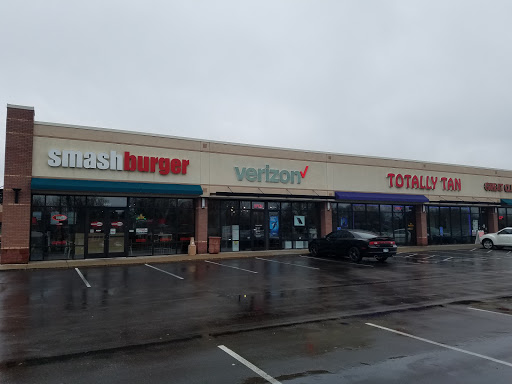 Cell Phone Store «Verizon Wireless / Wireless World», reviews and photos, 3904 Silver Lake Rd NE, St Anthony, MN 55421, USA