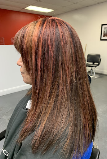 Hair Salon «Robert Jillian Hair Salon», reviews and photos, 3A Foxmoor Dr, Bushkill, PA 18371, USA