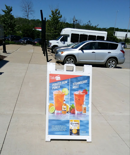 Movie Theater «Marcus South Shore Cinema», reviews and photos, 7261 South 13th Street, Oak Creek, WI 53154, USA