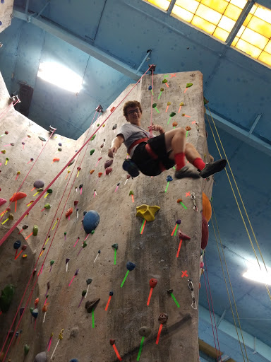 Gym «The Gravity Vault - Indoor Rock Gym», reviews and photos, 107 Pleasant Ave, Upper Saddle River, NJ 07458, USA