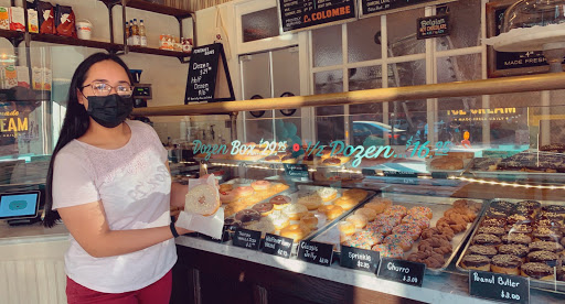 Donut Shop «Firecakes Donuts», reviews and photos, 2453 N Clark St, Chicago, IL 60657, USA