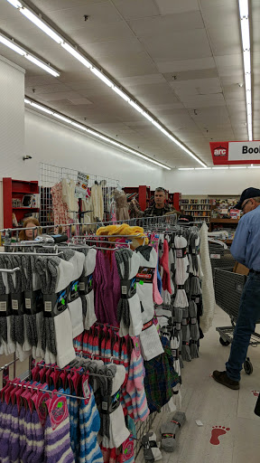 Thrift Store «Arc Thrift Store», reviews and photos, 1830 W Uintah St, Colorado Springs, CO 80904, USA