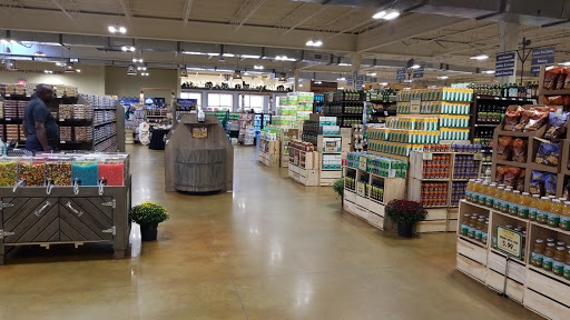 Grocery Store «Fresh Thyme Farmers Market - Mayfield Heights», reviews and photos, 1545 Golden Gate Plaza, Mayfield Heights, OH 44124, USA