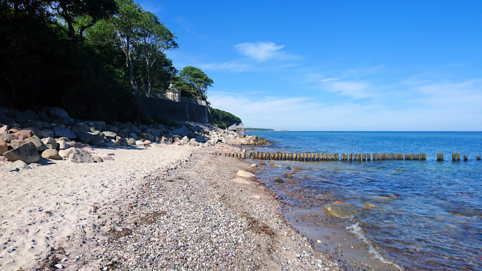 Zdjęcie Heiligendamm strand z powierzchnią piasek z kamieniami
